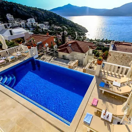 Villa Ketchy , Sleeps 12 , Heatable Infinity Pool , Wifi , Sunset In *